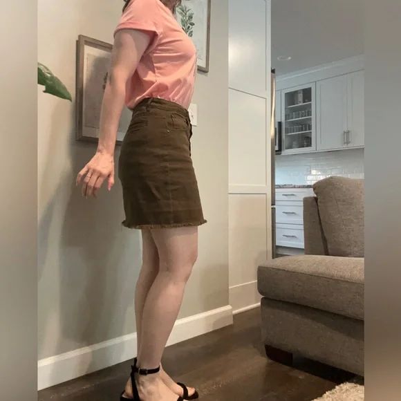 a loves a Army Green Jean Skirt Size 30 - Picture 3 of 6